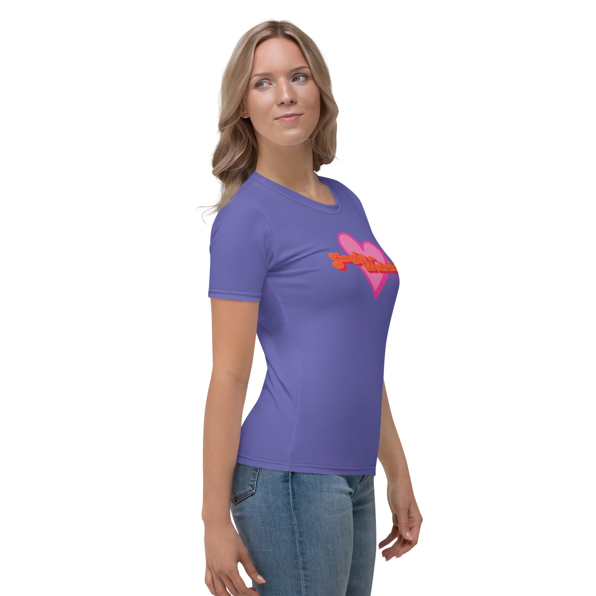 #WEIRDO | Purple T-shirt for women, with fun meme printed at front: Single Weirdo #unsingle me