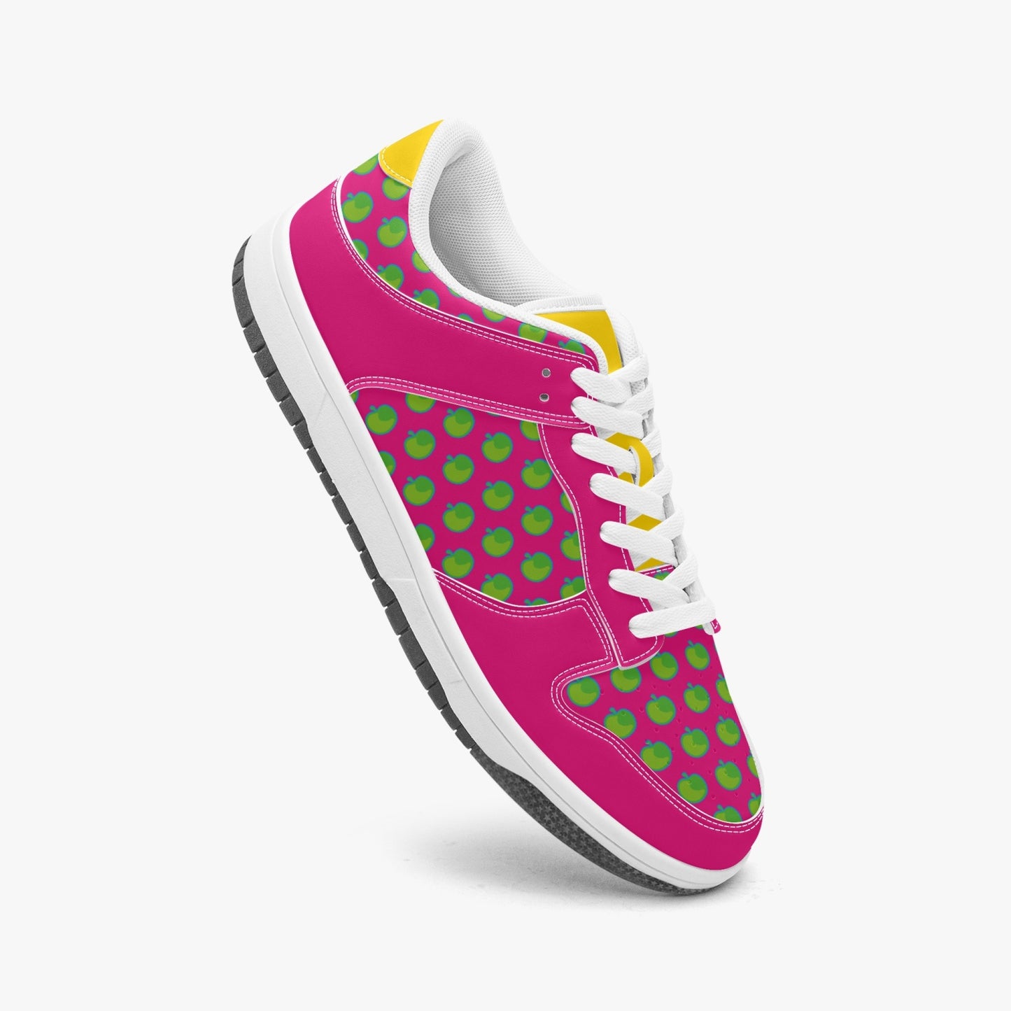 Weirdo | leather sneakers in the color pink for women who like color on their feet! The pink sneakers have contrasting green apples printed on it.