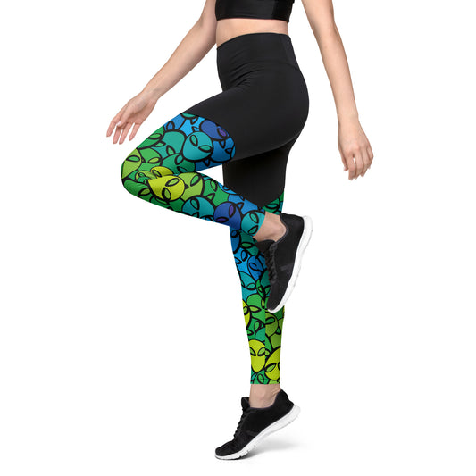 Weirdo | These women’s leggings are designed for you weirdos who believe in Aliens!